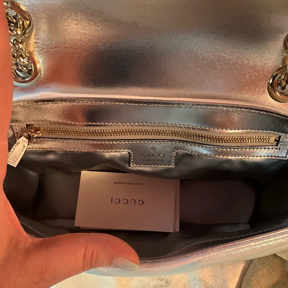 Gucci Marmont Shoulder Bag - Picture 3 of 6